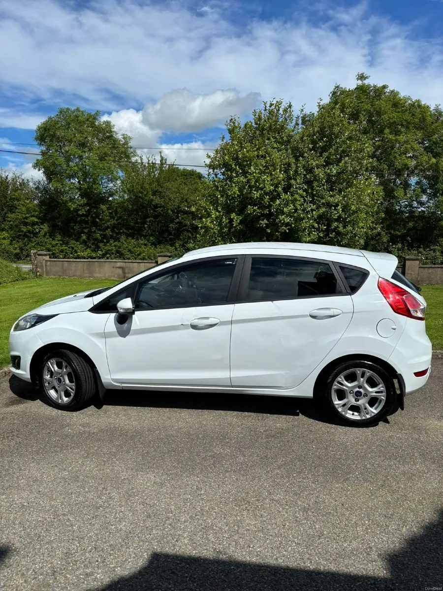 Ford Fiesta 2015 - Image 3