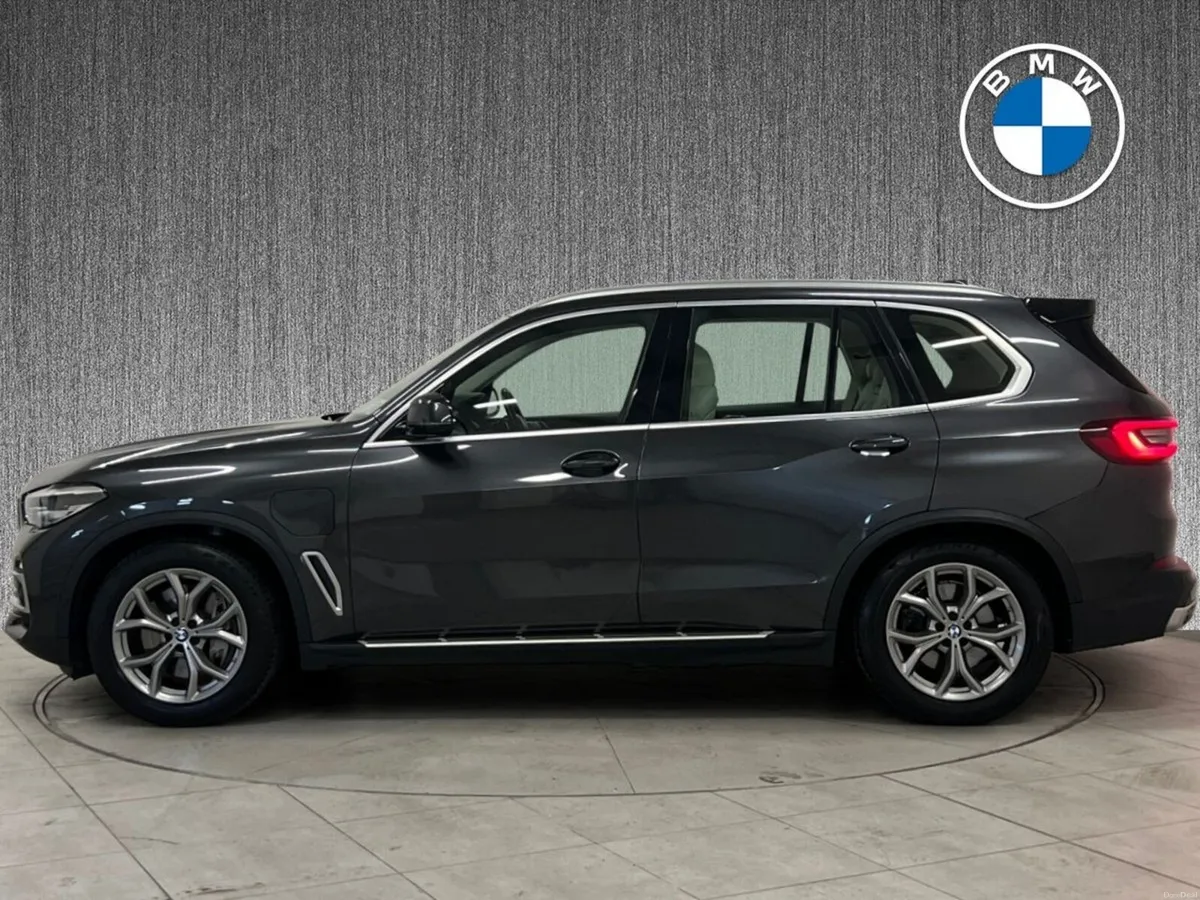 BMW X5 xDrive45e xLine - Image 3