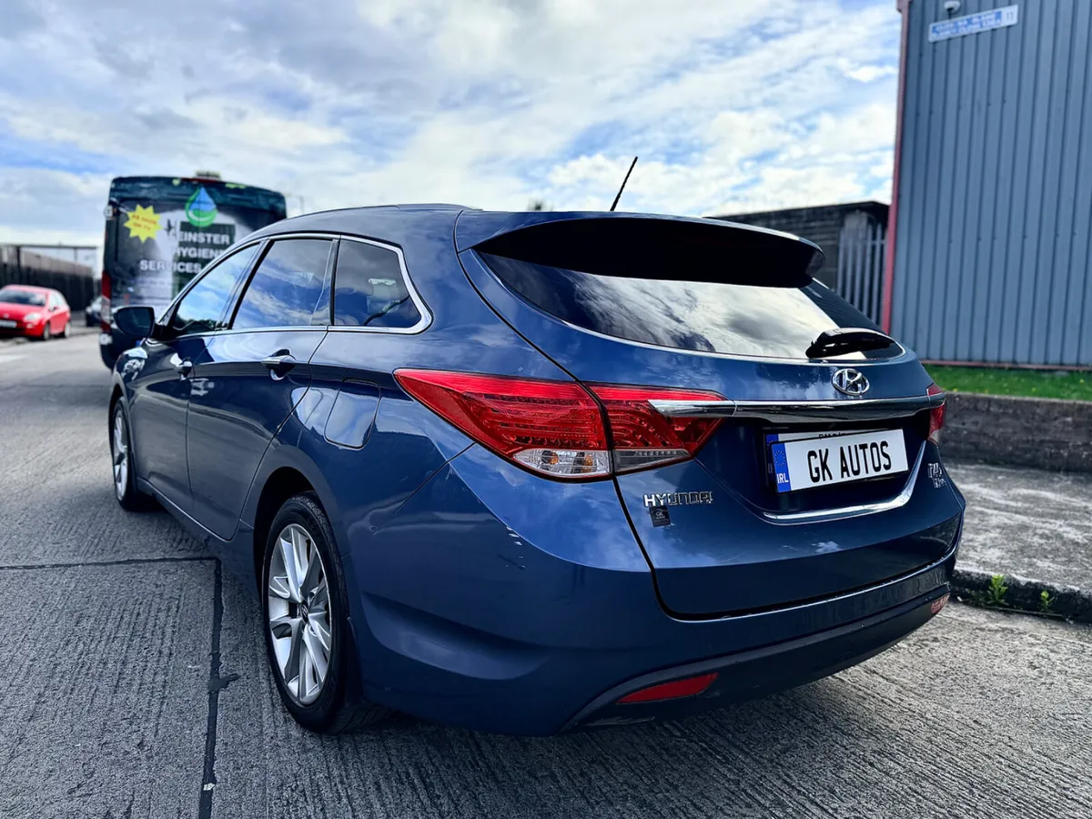 🔴 Hyundai i40 High Spec Estate 2015 - Image 4
