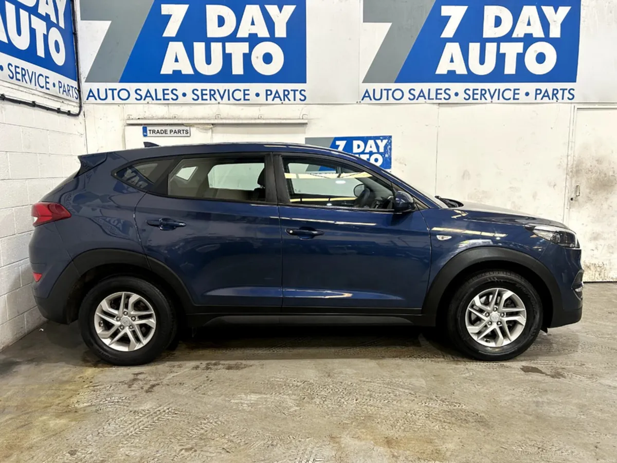 Hyundai Tucson 1.7 S BLD 116PS 5DR - Image 3
