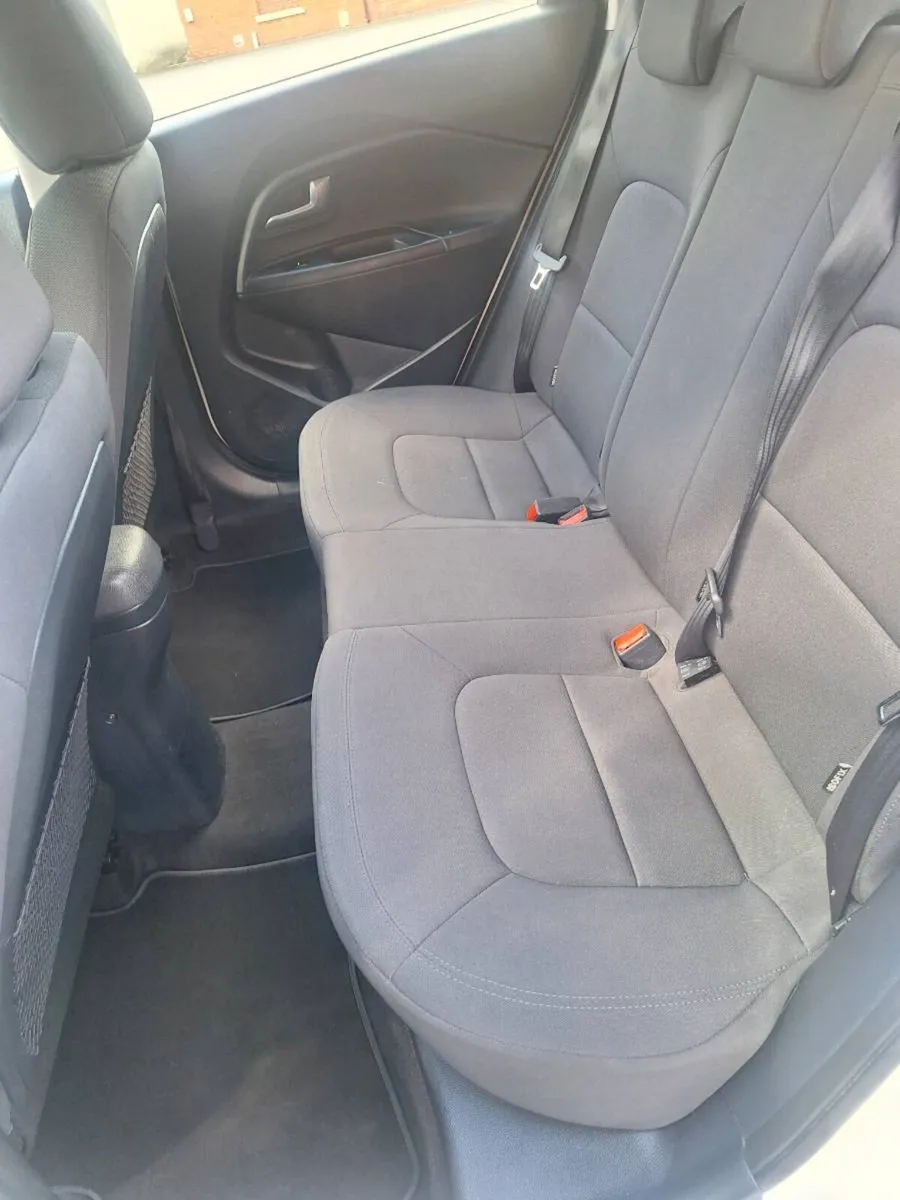 Kia Rio 2015 - Image 6