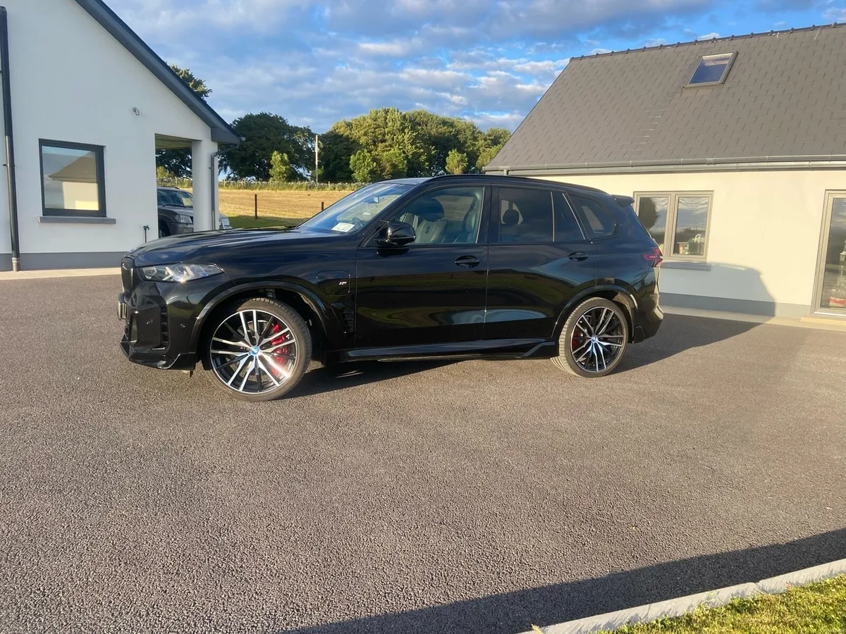 Car - Image 2