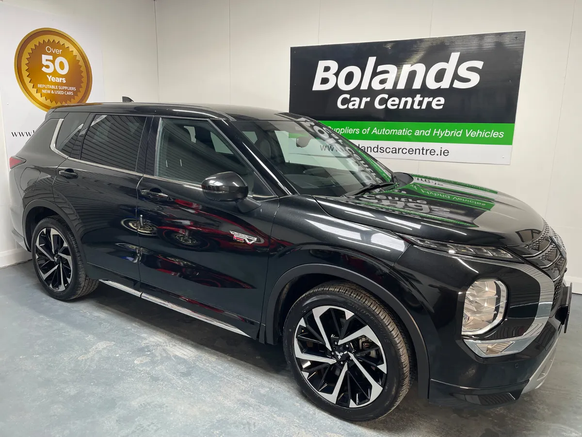 2022 Mitsubishi Outlander 7 Seater Hybrid 2.4 Phev - Image 2