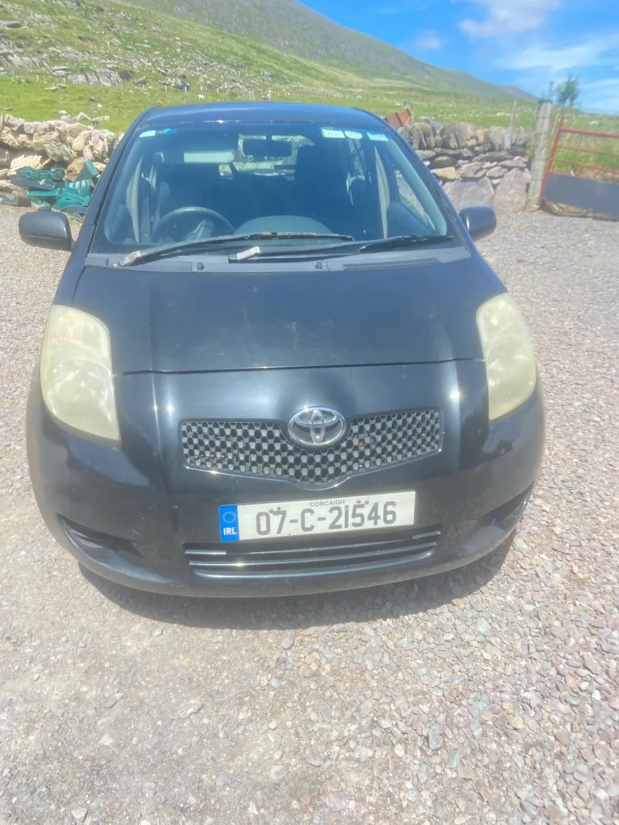 Toyota Yaris 2007 - Image 3