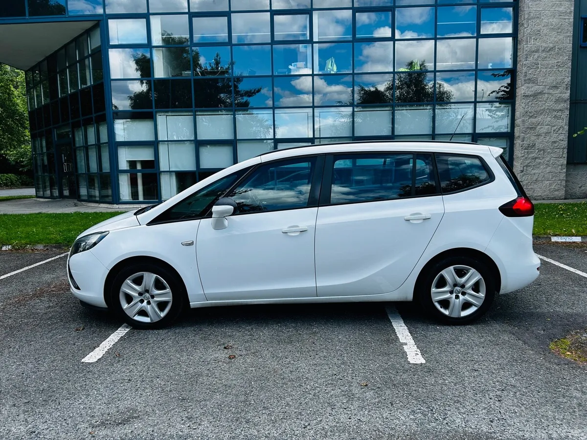 Opel Zafira NCT March 2027 - Image 2