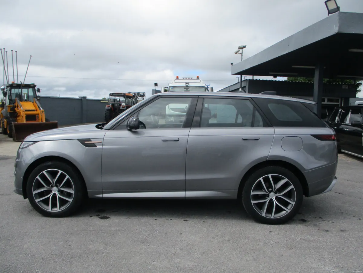 Land Rover Range Rover Sport 3.0 PHEV 460PS DYN SE - Image 4