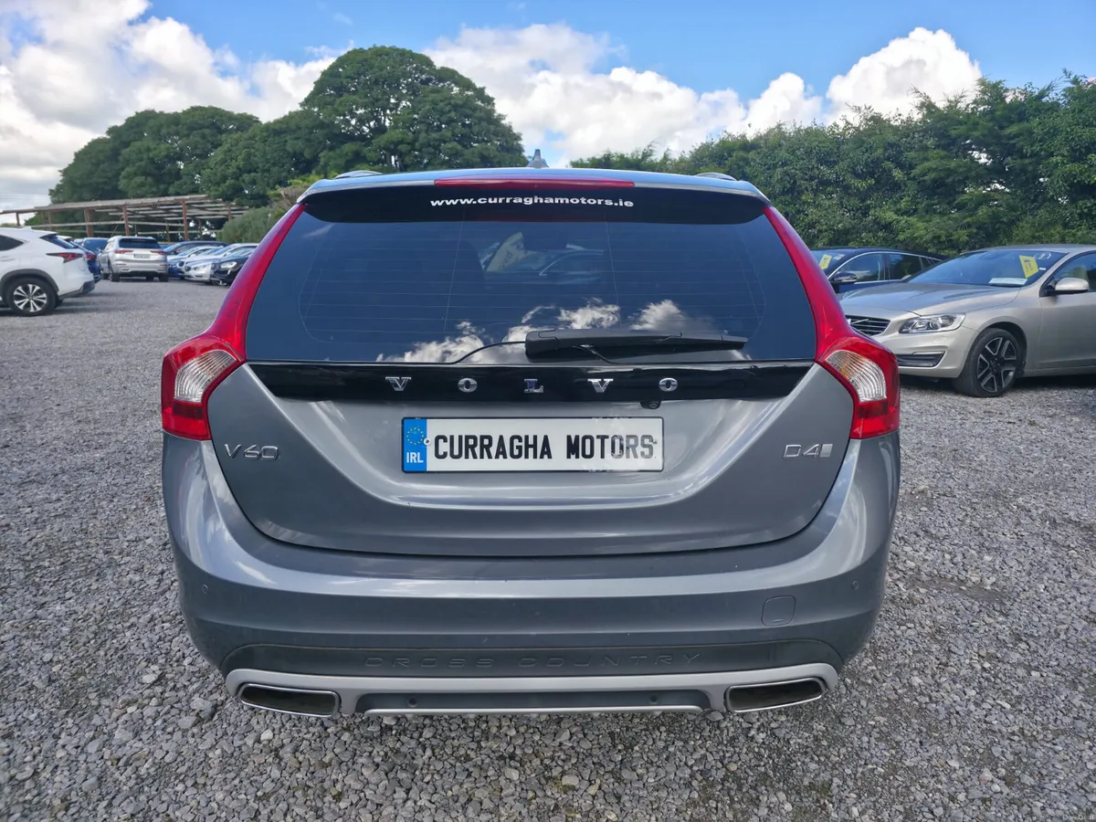2018 Volvo V60 Cross Country Automatic - Image 4