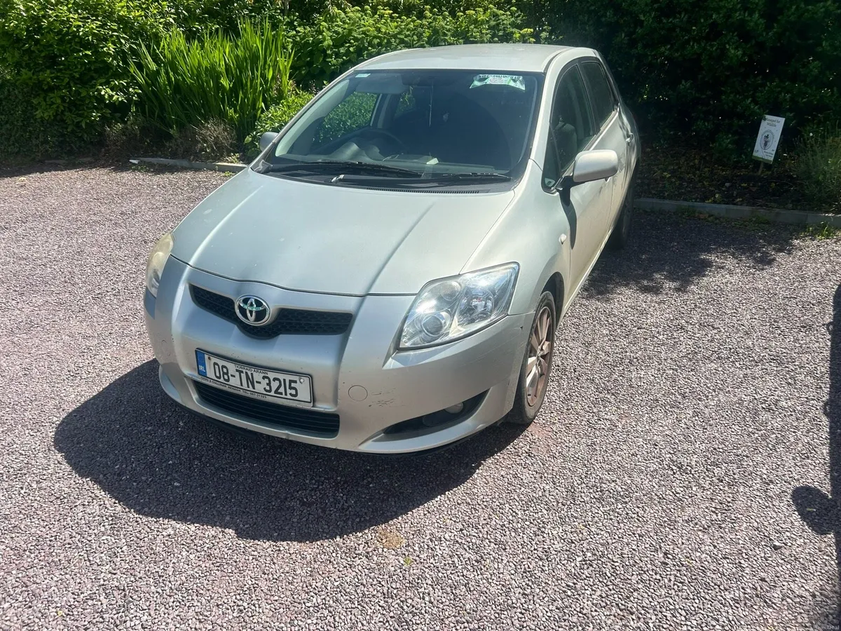 Toyota auris - Image 2