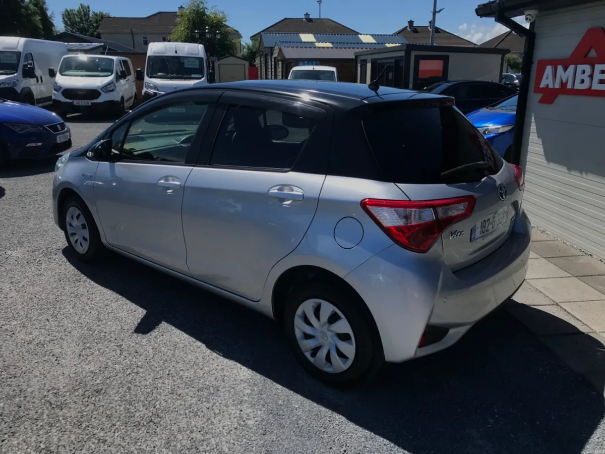 2018 Toyota Vitz Hybrid - Image 3