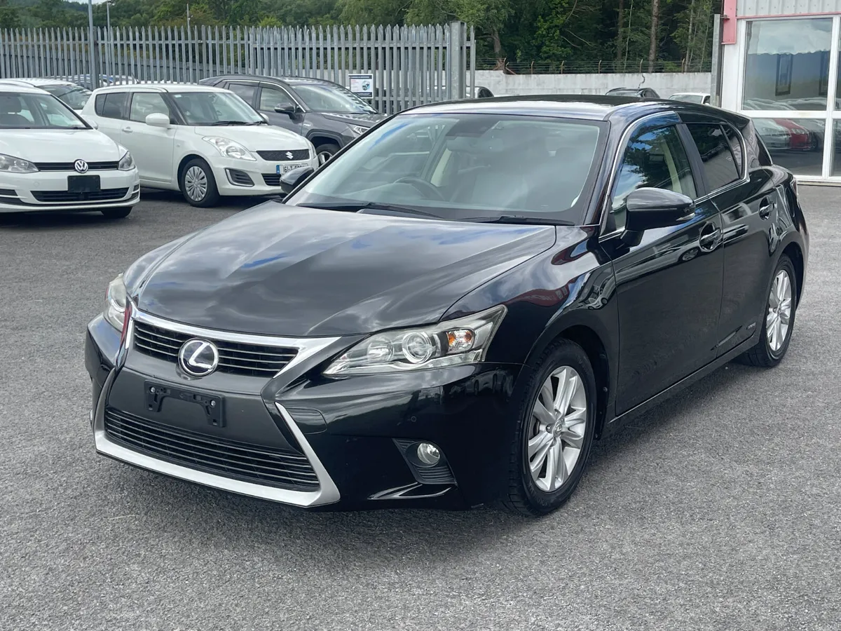 2015 Lexus CT - Image 3