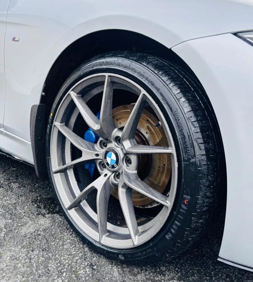 BMW 3-Series 2014 - Image 3