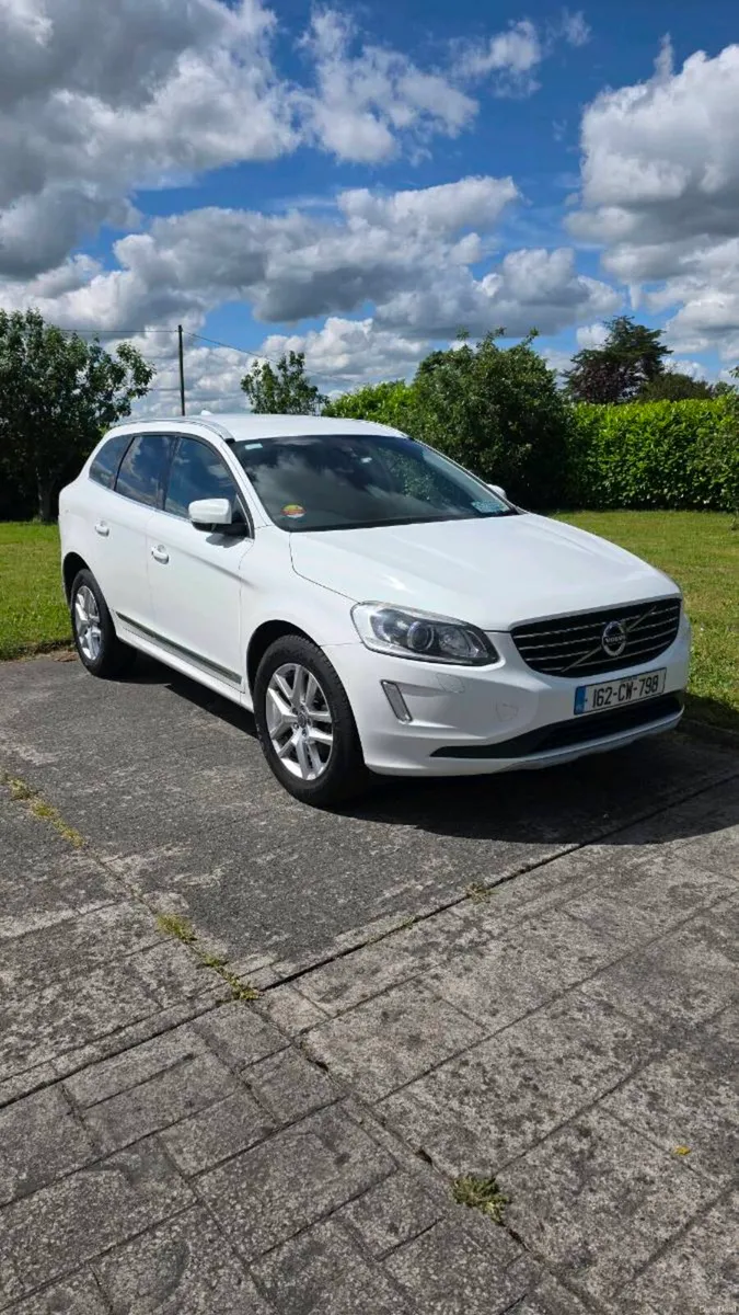 2016 Volvo XC60 Lux Nav Automatic - Image 1