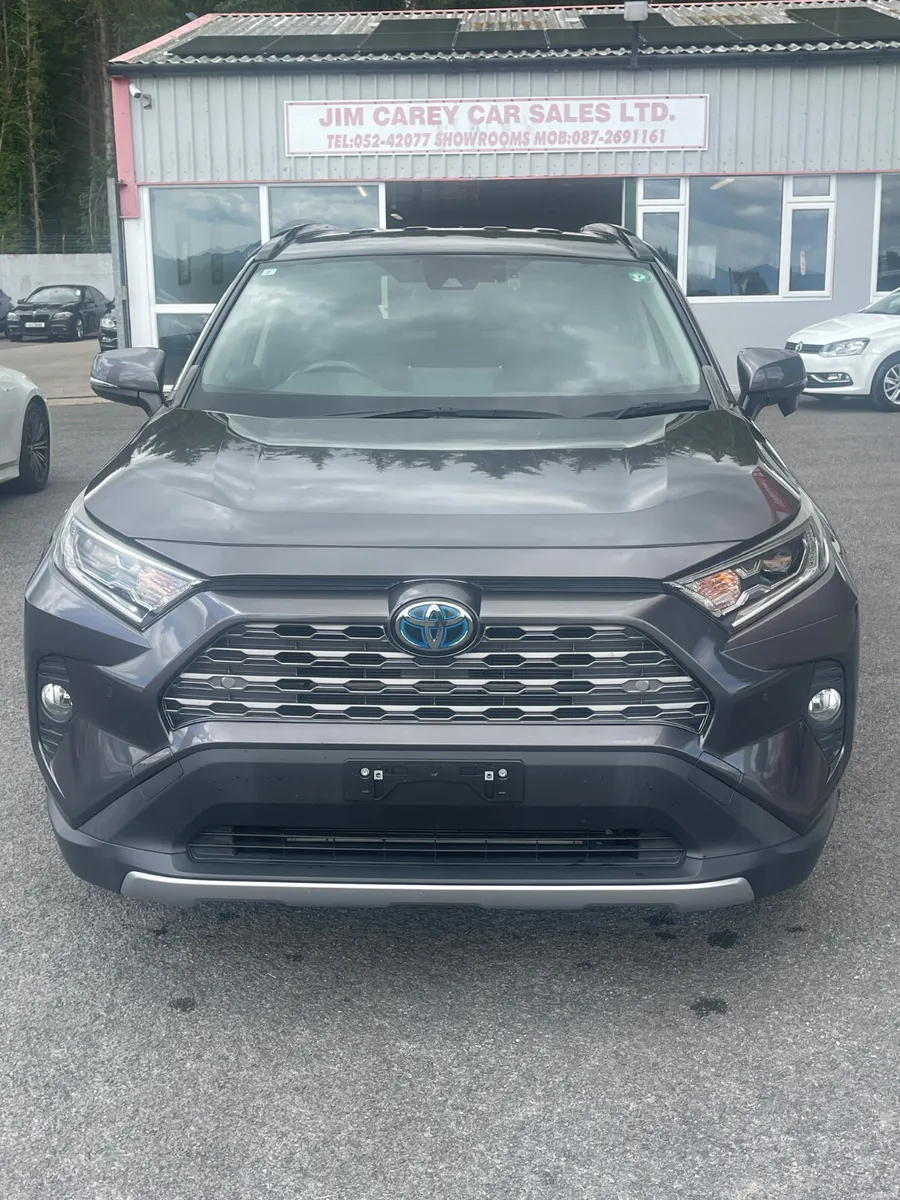 2019-2 Toyota Rav4 - Image 2
