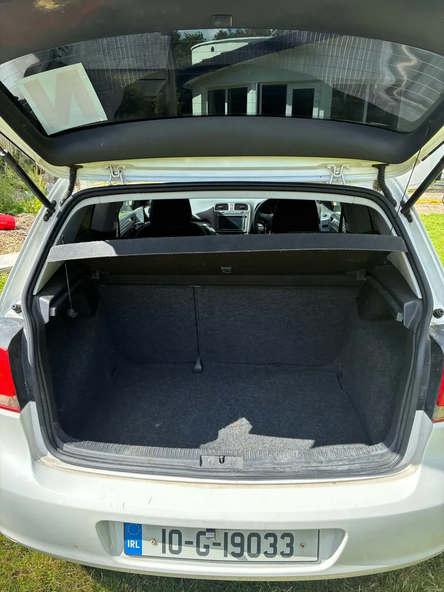 Volkswagen Golf - Image 2