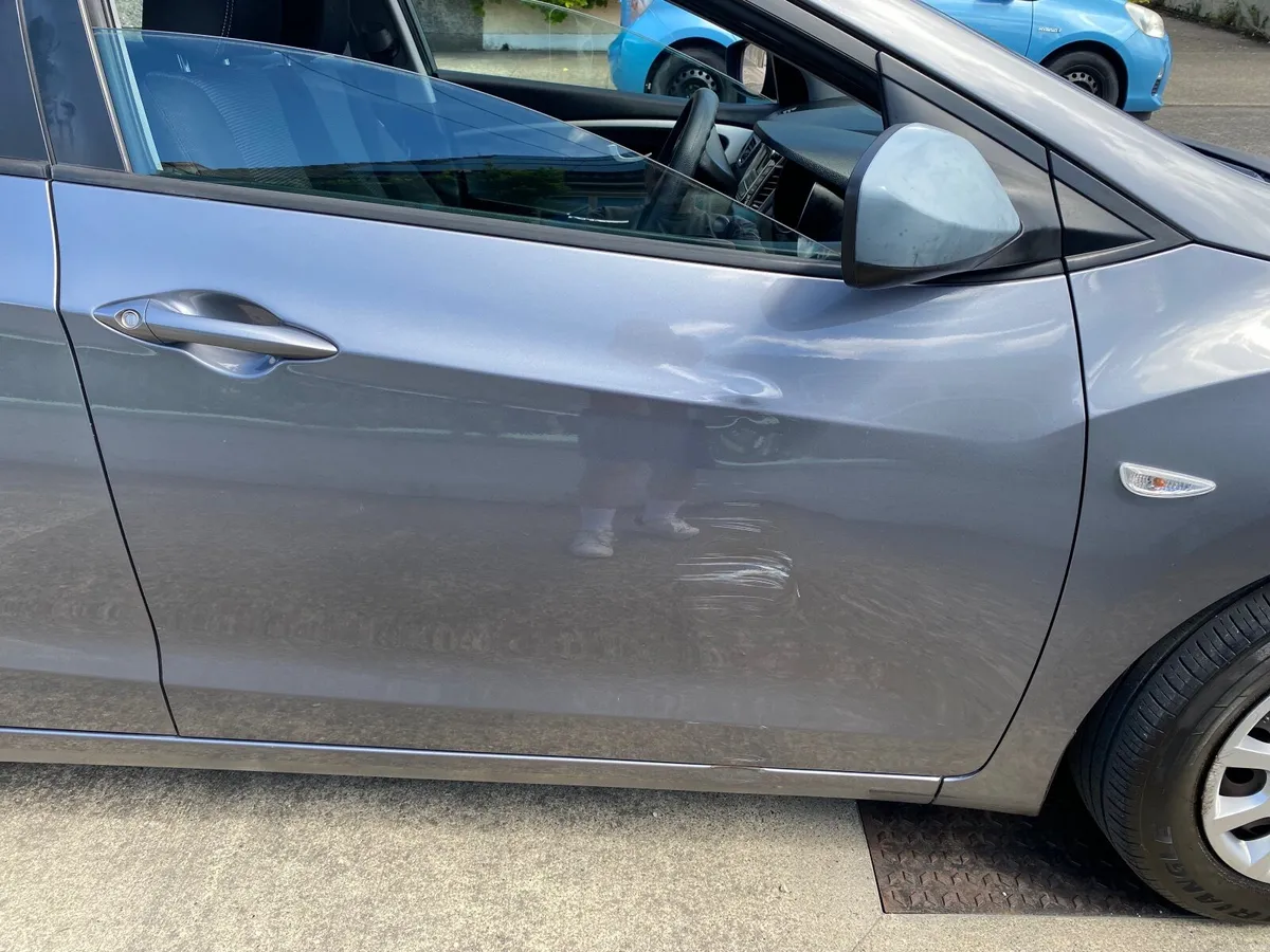 Hyundai i30 2015 - Image 2