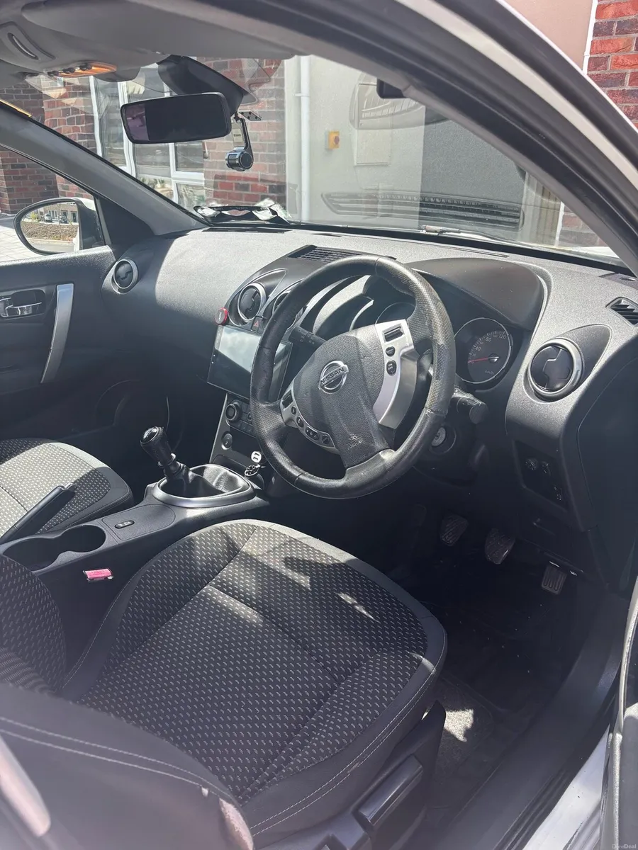 Nissan Qashqai 2009 1.6 diesel / 6 speed gearbox - Image 6