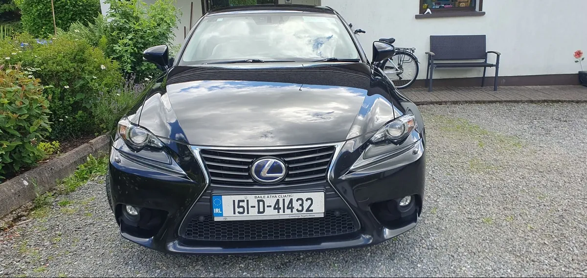 Lexus IS 2015 - Image 4