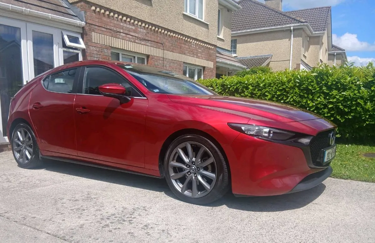 Mazda 3 GT 2.0 e-Skyactiv-G - Image 2