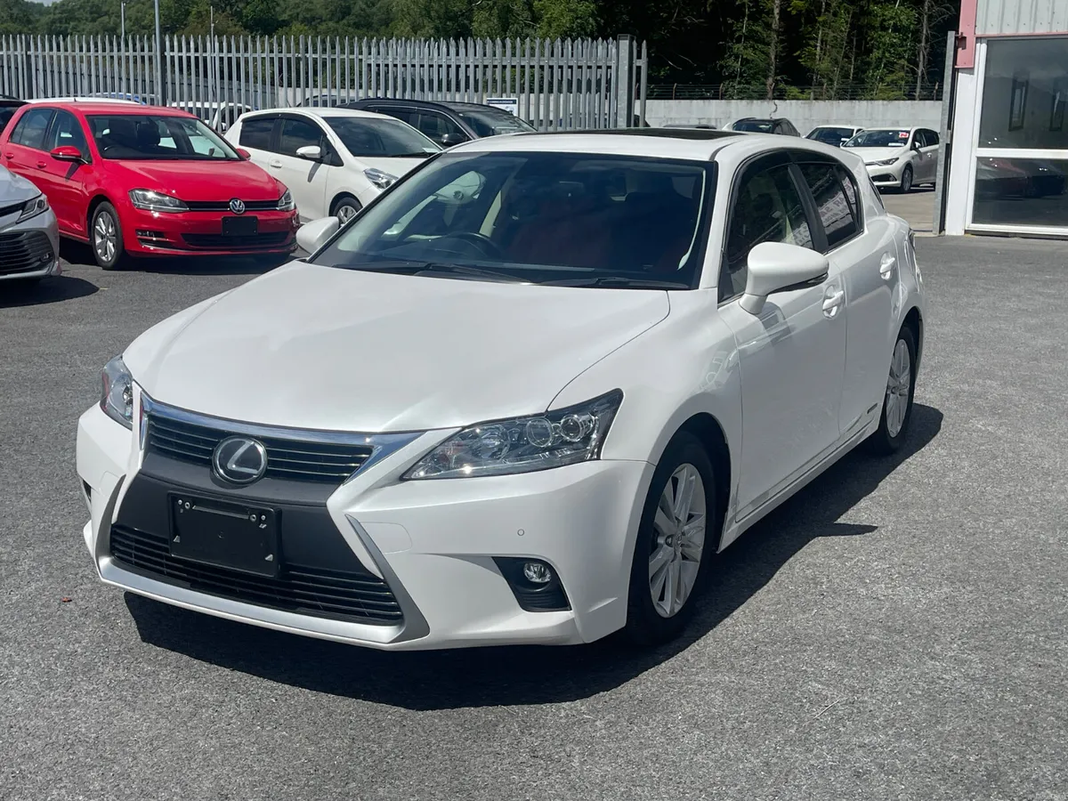 2016-1 Lexus CT - Image 3