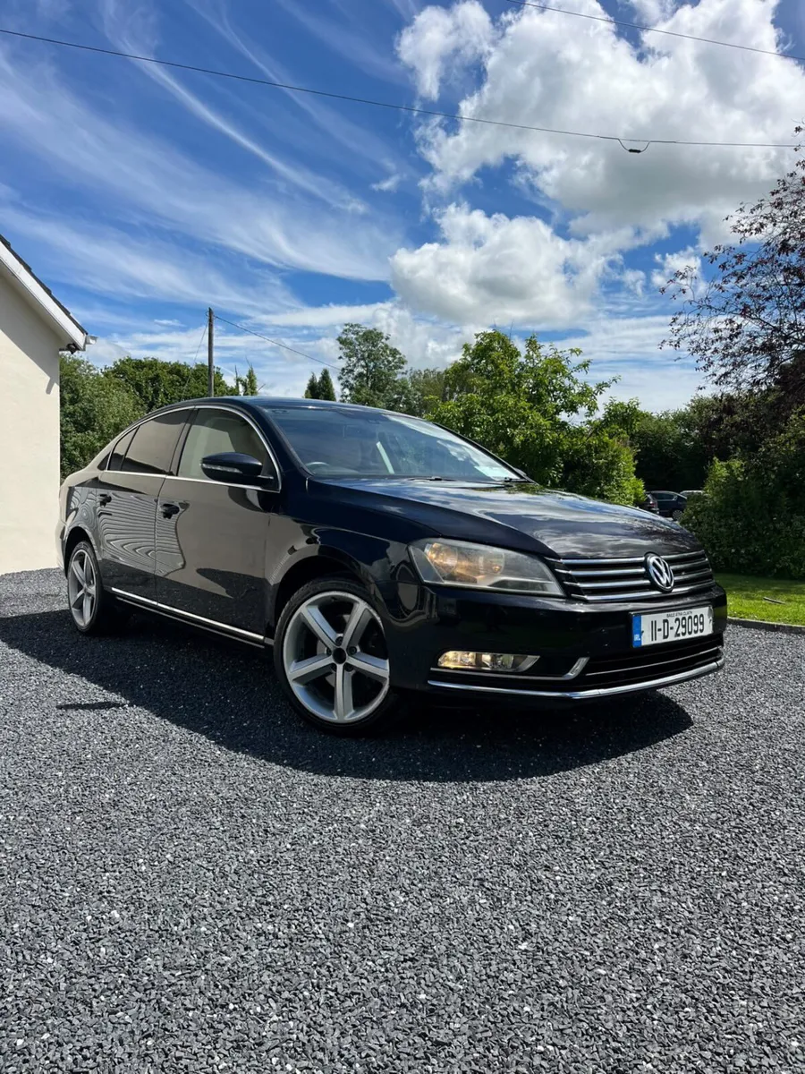 Passat 1.6 - Image 1