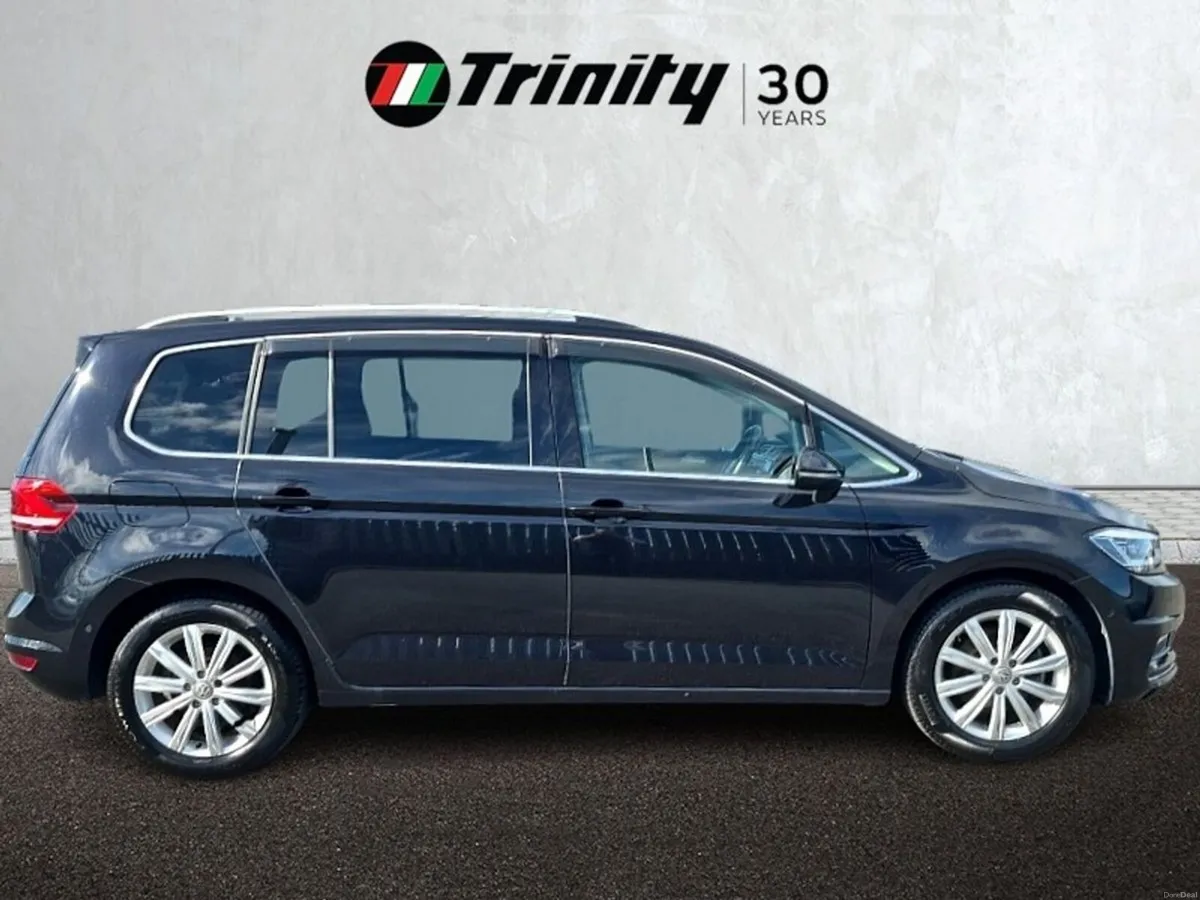 Volkswagen Touran ** 7 SEATER ** HIGHLINE ** AUTOM - Image 5