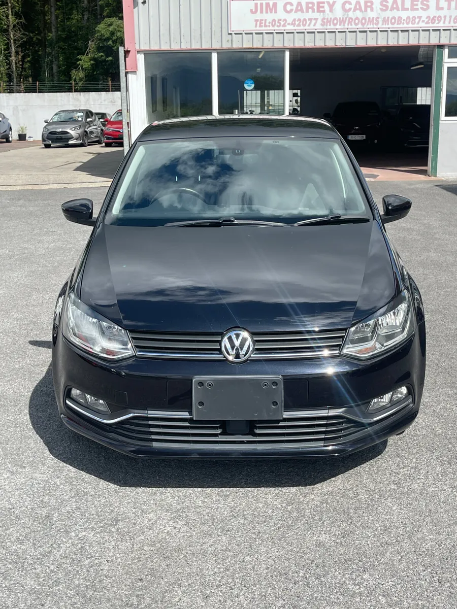 2015-1 Volkswagen polo - Image 2