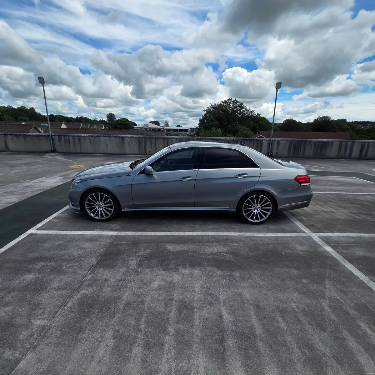Mercedes-Benz E-Class 2013 - Image 2