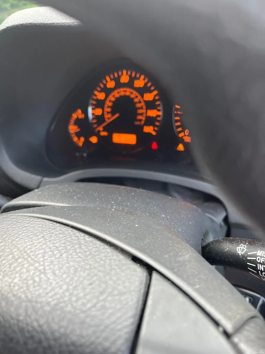 Toyota Avensis 2008 - Image 2