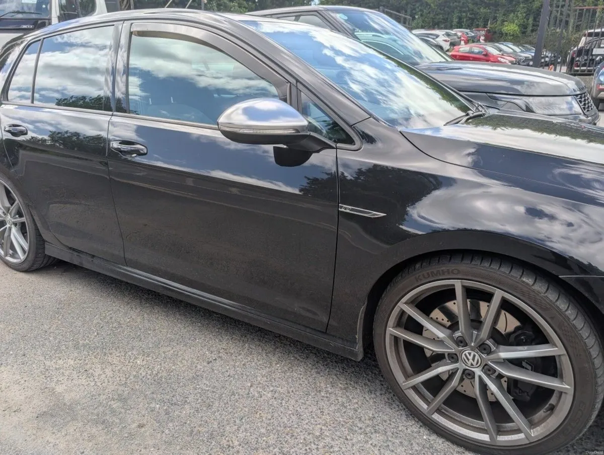 Volkswagen Golf R 2.0tdi 300hp 5dr Auto - Image 3