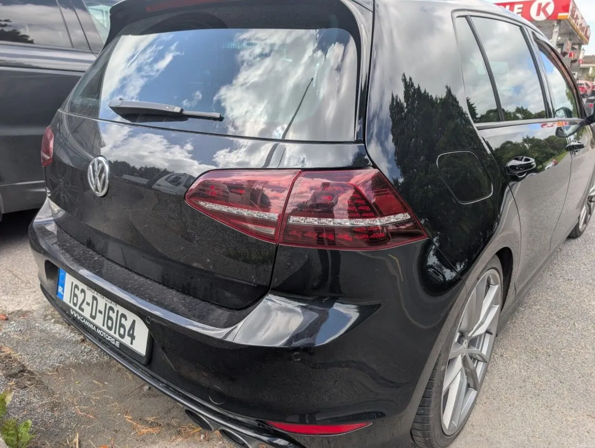 Volkswagen Golf R 2.0tdi 300hp 5dr Auto - Image 4