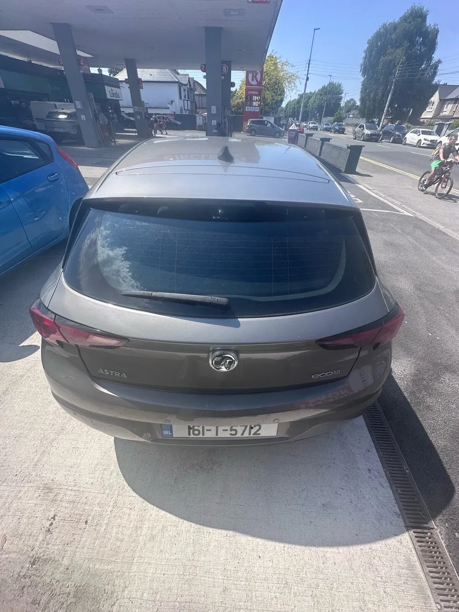 Vauxhall Astra K - Image 4