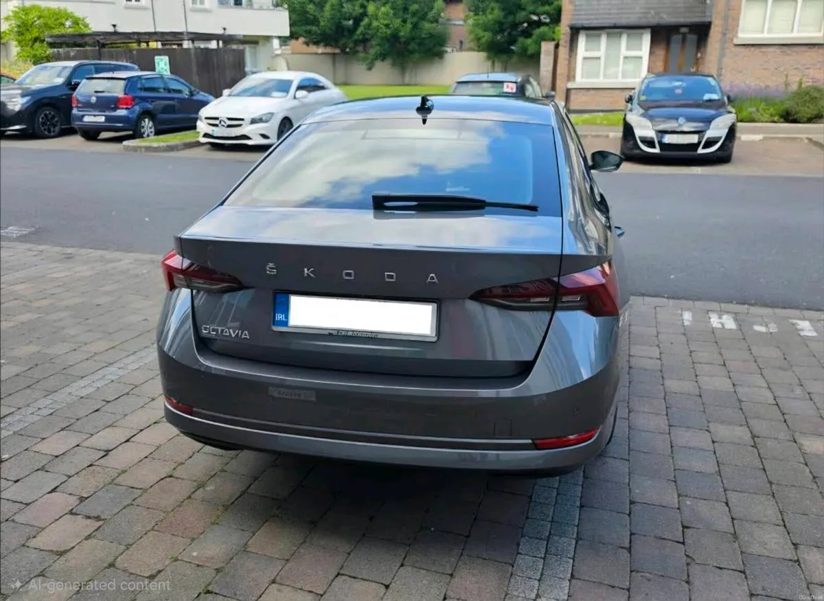 Skoda Octavia 2.0 Diesel automatic - Image 4