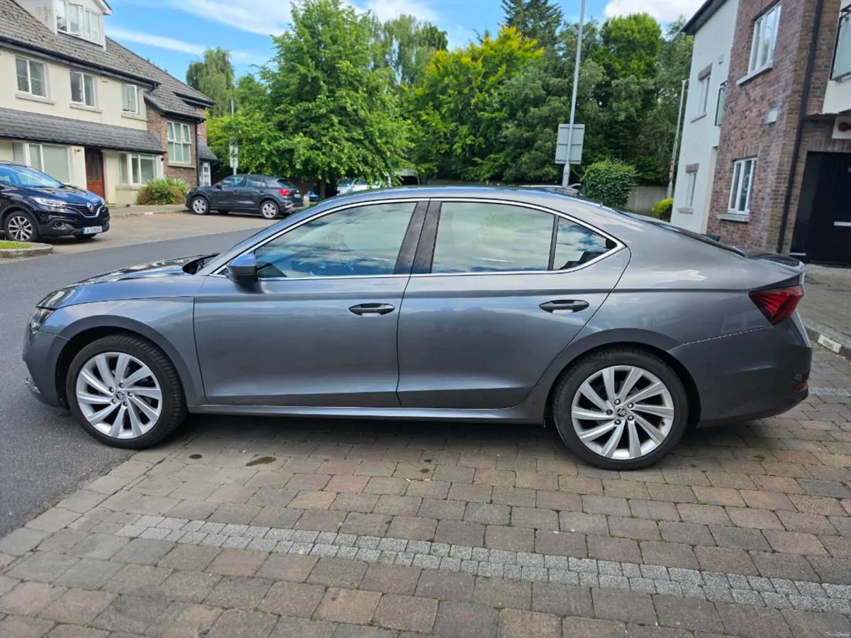Skoda Octavia 2.0 Diesel automatic - Image 3
