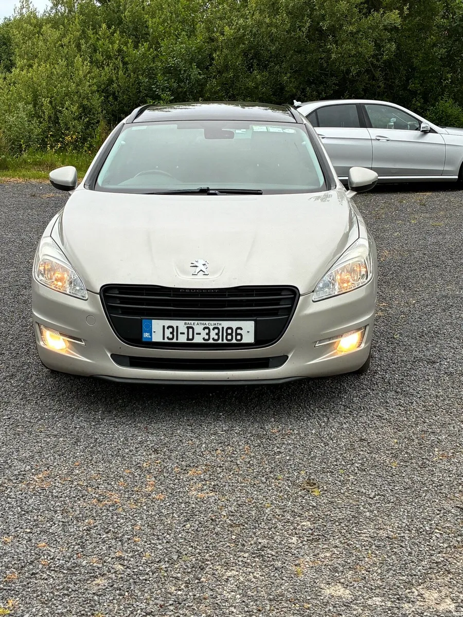 Car - Image 2