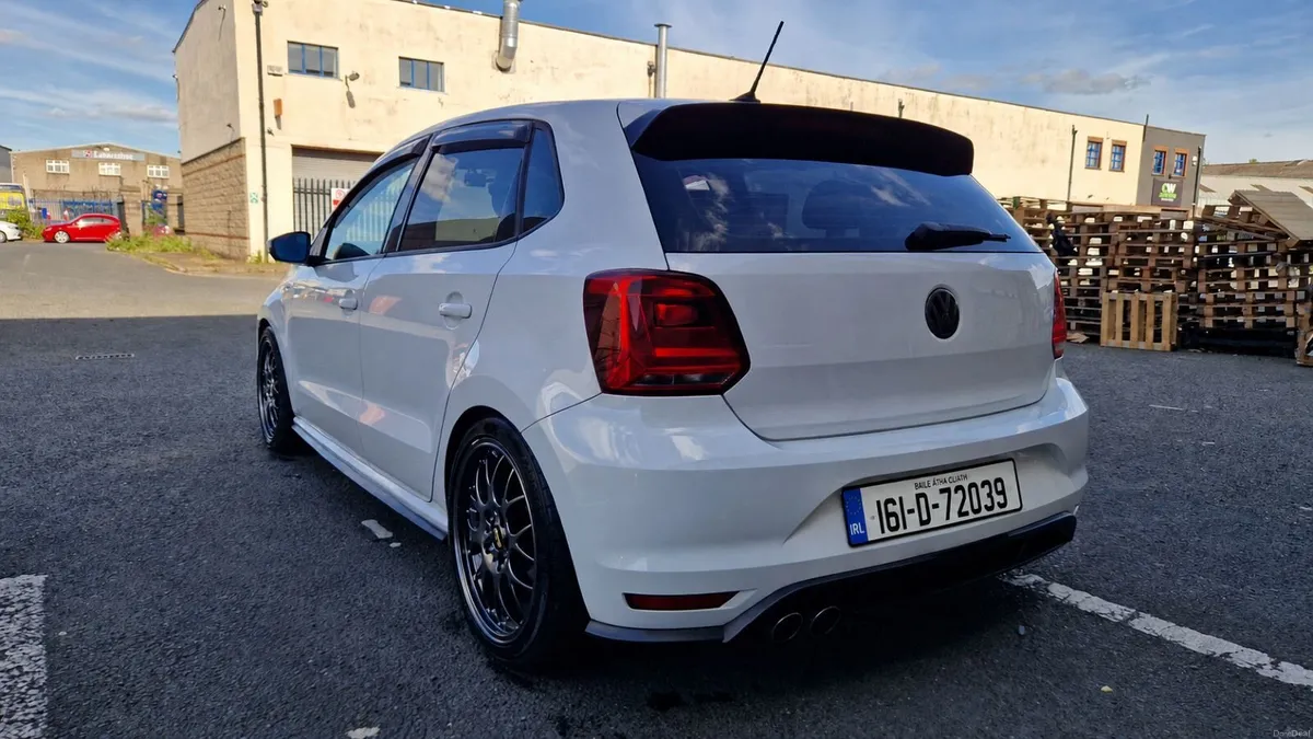 2016 VOLKSWAGEN POLO GTI - Image 3