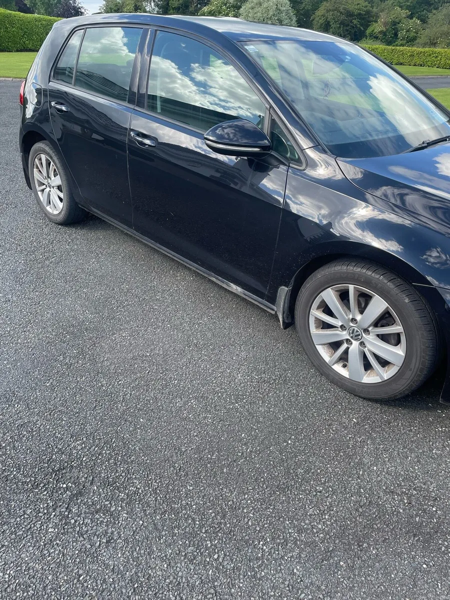 Volkswagen Golf - Image 4