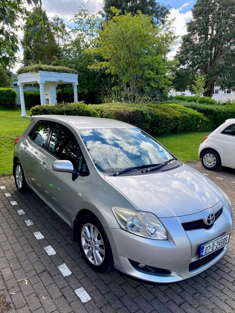 Toyota Auris - Image 1