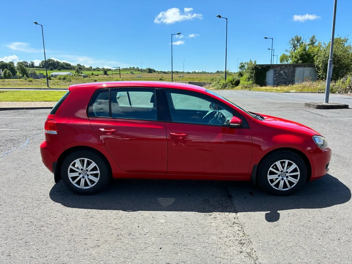 Volkswagen Golf Red Diesel TDI 1.6 Litre - Image 4