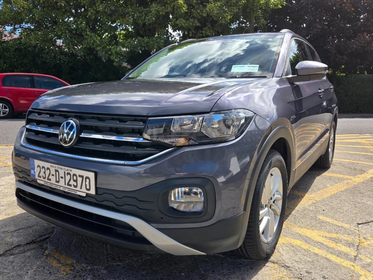 Volkswagen T-Cross LIFE 1.0 TSI MANUAL 5SPEED 95BH - Image 2