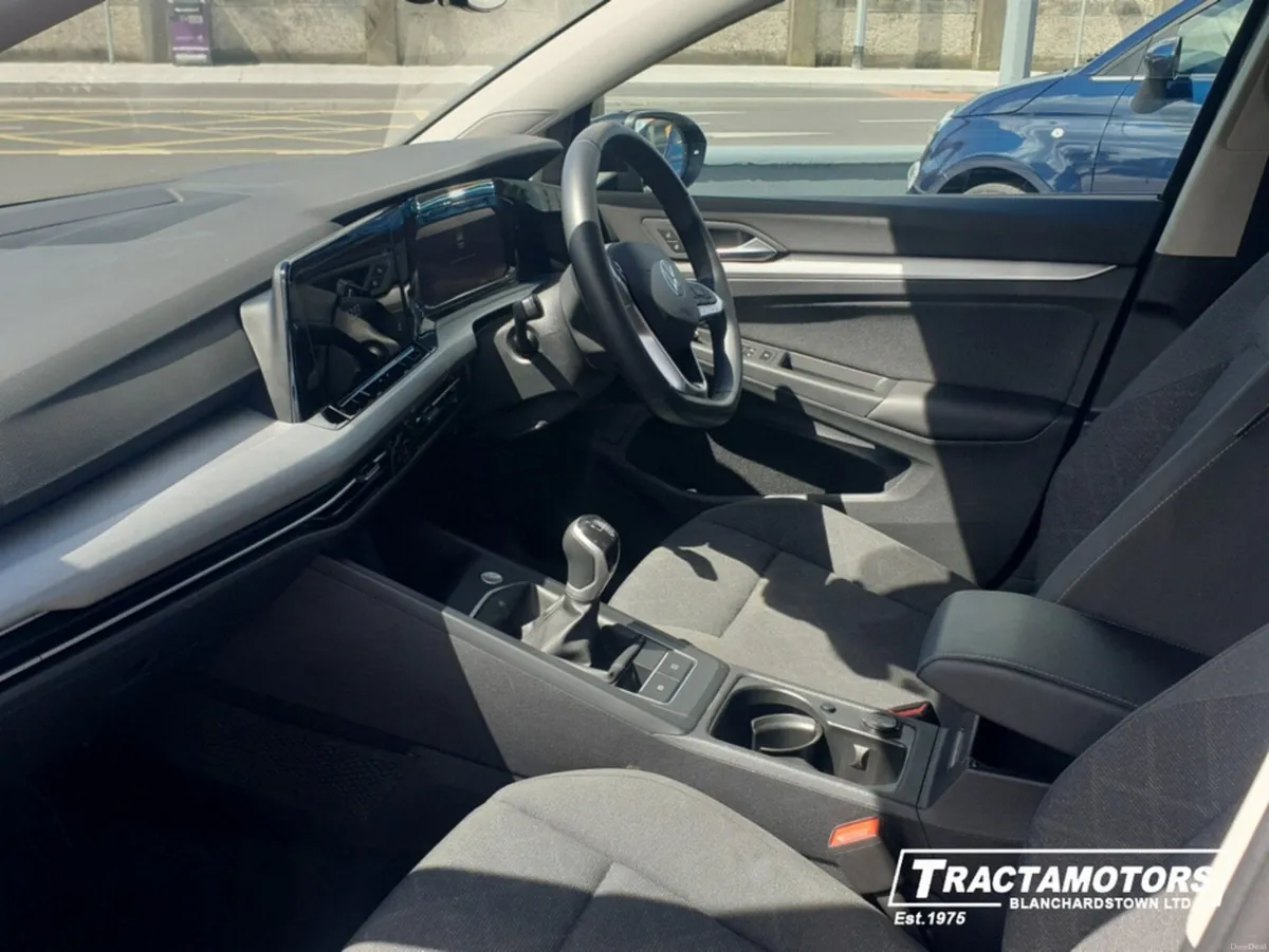Volkswagen Golf LIFE 1.0 TSI 110HP 5DR - Image 4