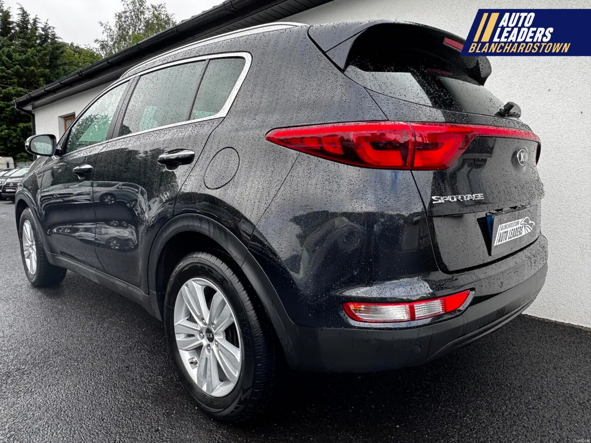 (162) KIA SPORTAGE 1.7 D EX 116 BHP NAV SKY VIEW - Image 4