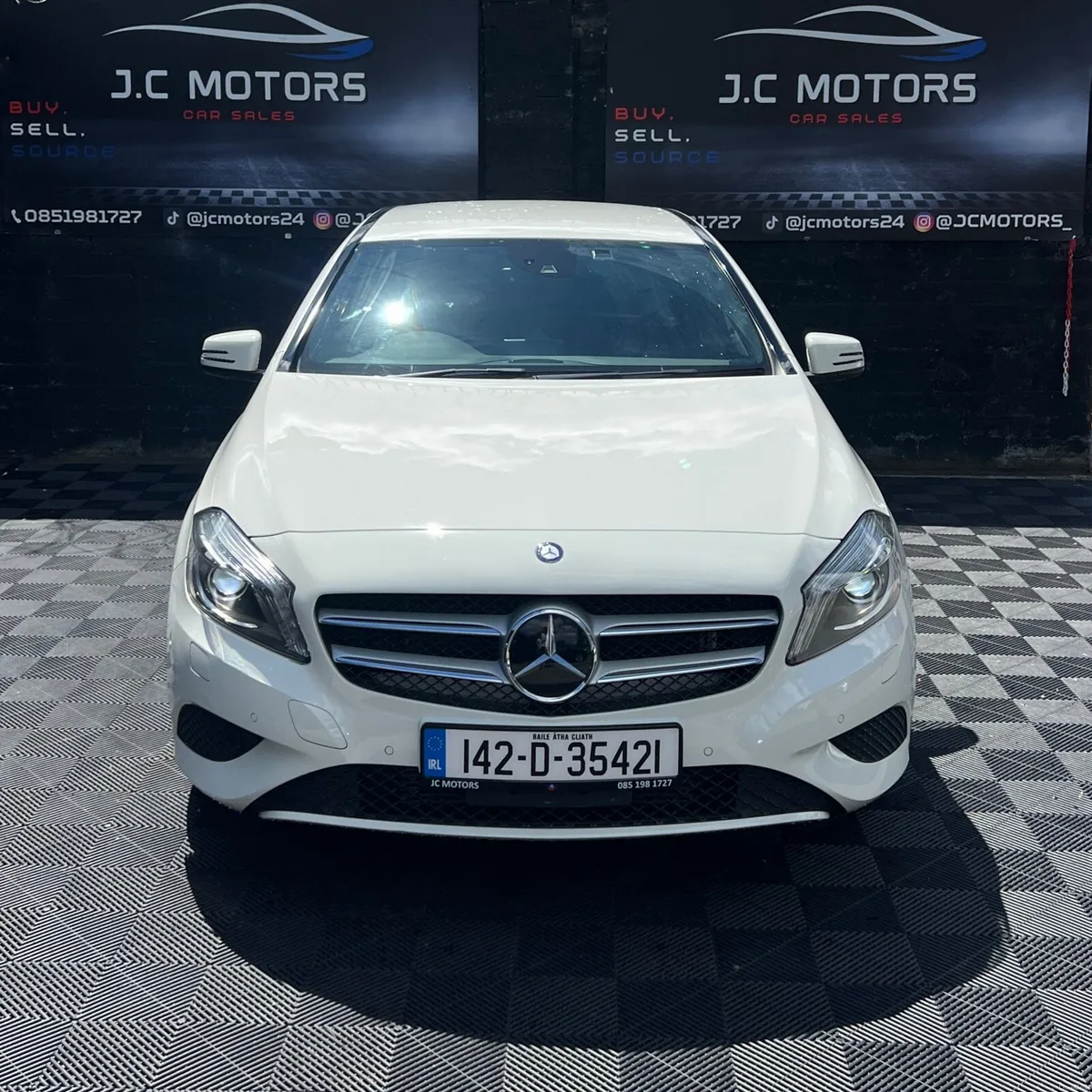 2014 Mercedes A180 69km (Automatic) - Image 2