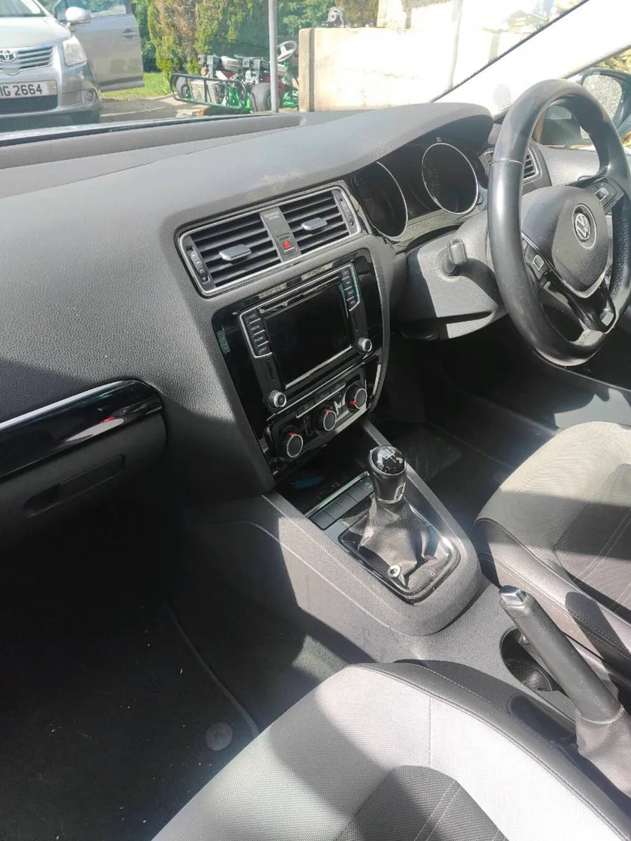Volkswagen Jetta 2.0 TDI GT - Image 3