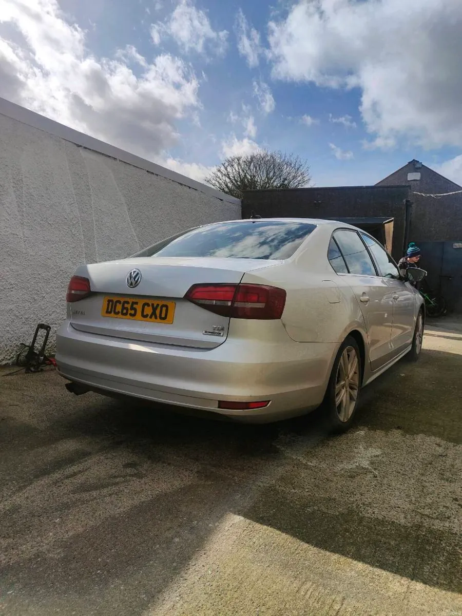 Volkswagen Jetta 2.0 TDI GT - Image 5