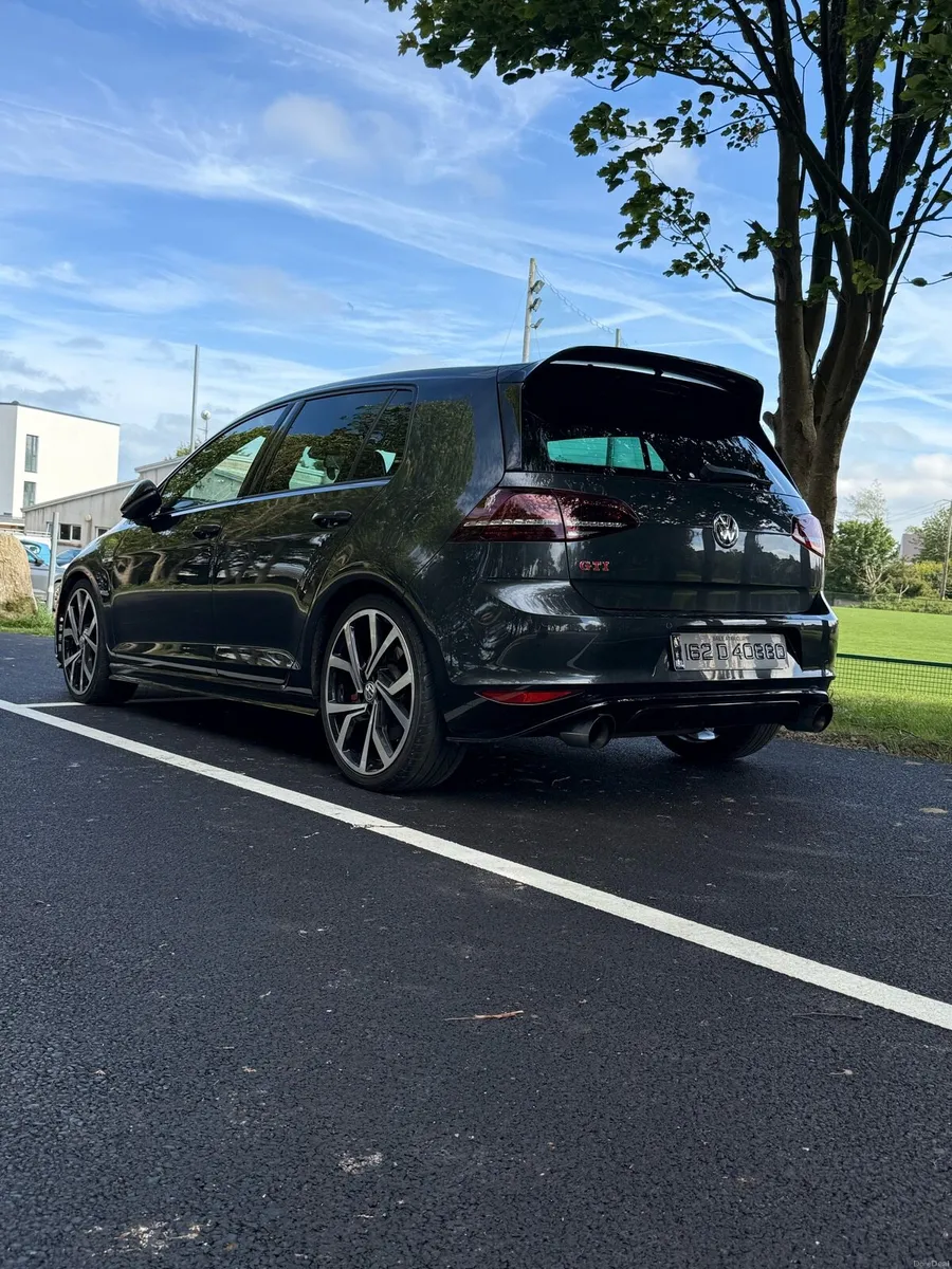 Volkswagen Golf GTI Clubsport Track Edition 40 - Image 3