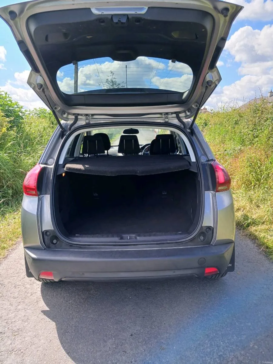 Peugeot 2008, 2017 - Image 5