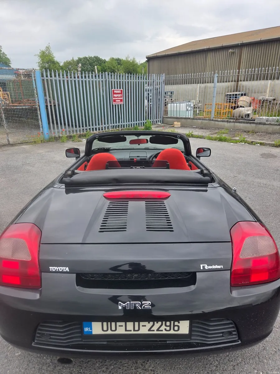 Toyota MR2 2000 - Image 6