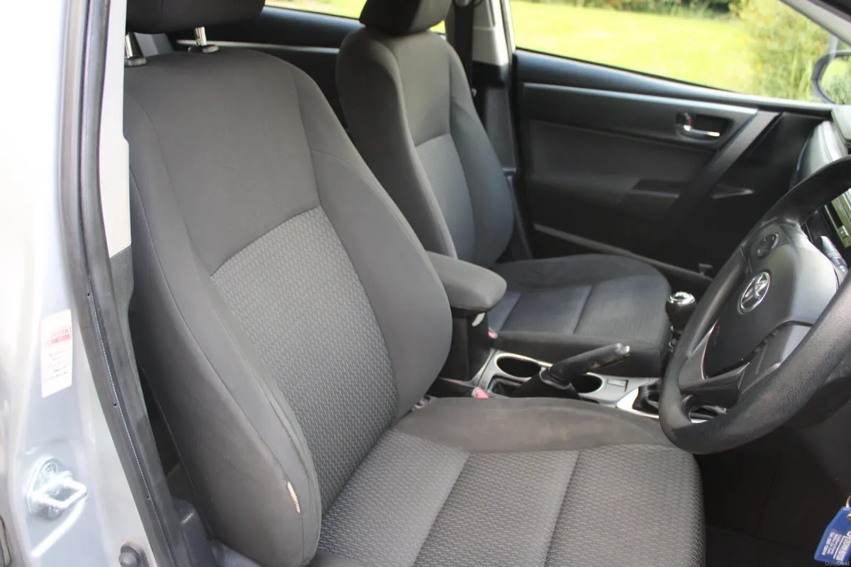 2014 TOYOTA COROLLA TERRA 1.4 D4D SAL. - Image 6