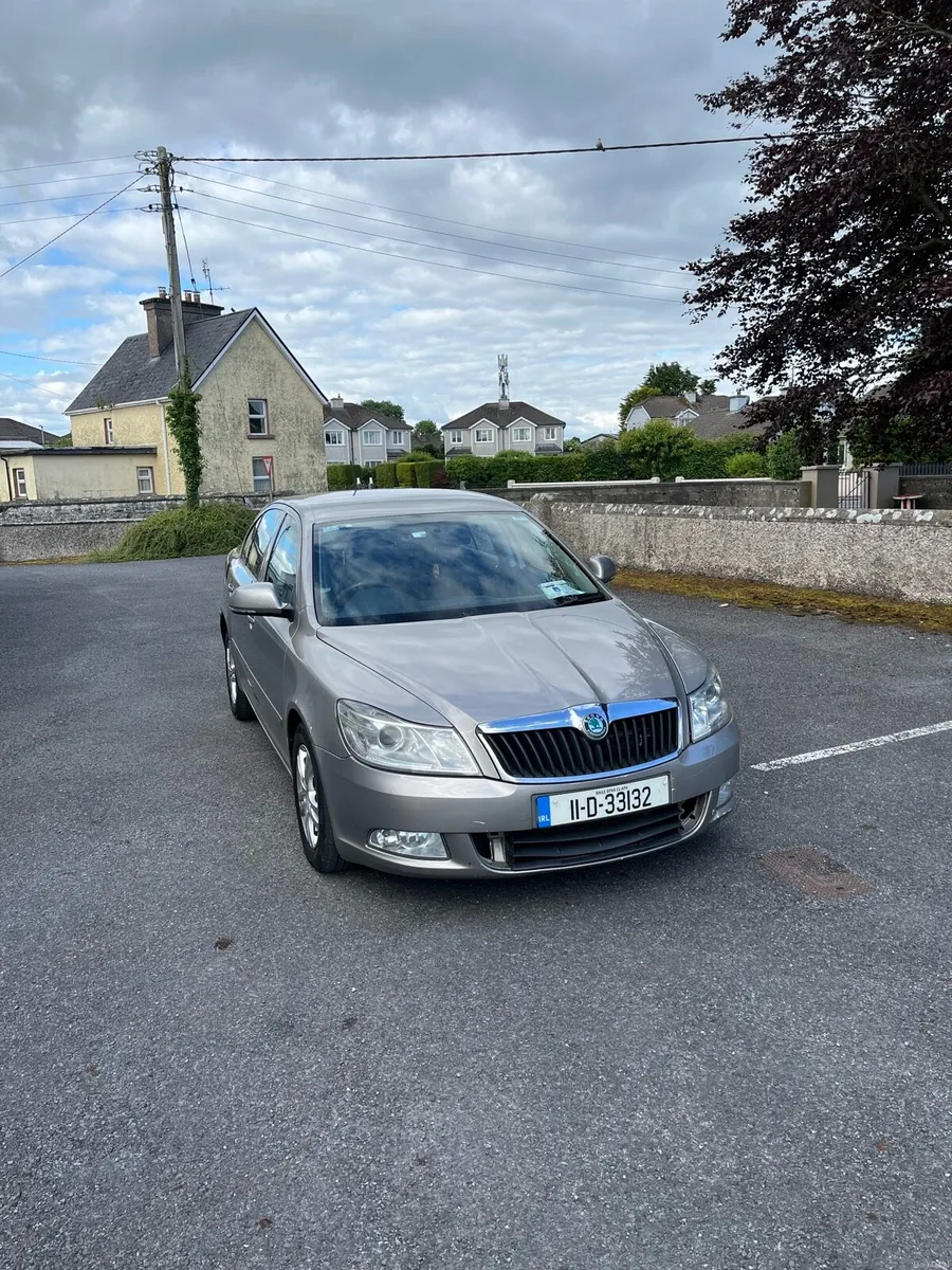 Skoda Octavia 2.0 TDI DSG Auto - Image 4