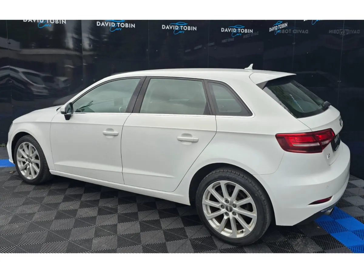 Audi A3 1.4 TFSI AUTO/REVERSING CAMERA - Image 3